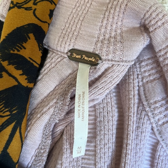 Free People - Picture 5 of 6